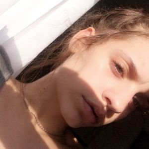 Meet your Posher, Mia